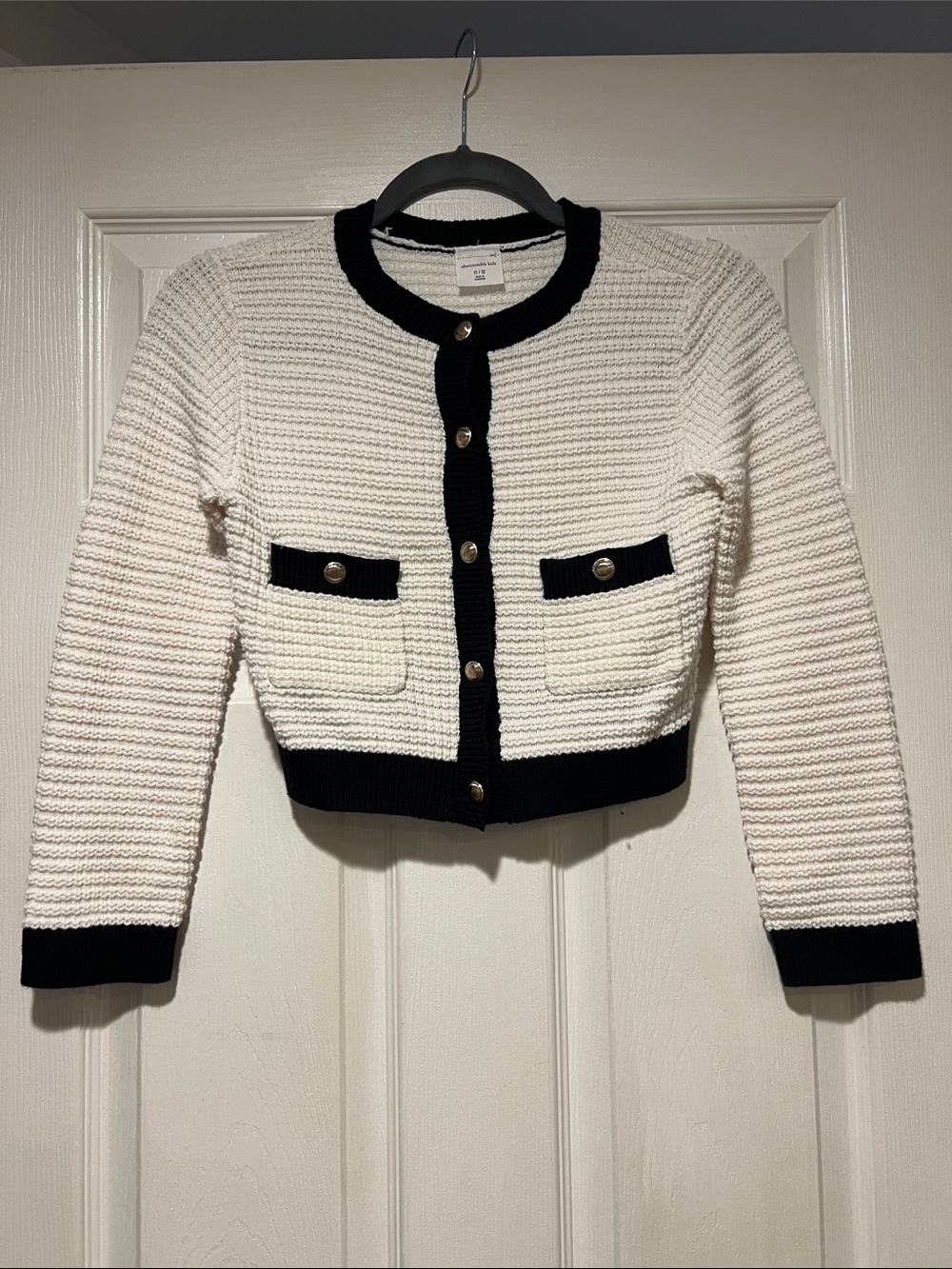 Abercrombie Kids Cropped Cream and Black Knit Cardigan Sweater 11/12